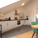 Appartement Schlossberg Residences - Design City-apartment Naehe Sap Und Hockenheimring