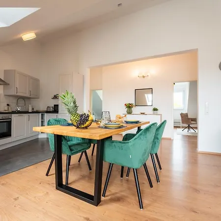 Apartment Schlossberg Residences - Design City-apartment Naehe Sap Und Hockenheimring *