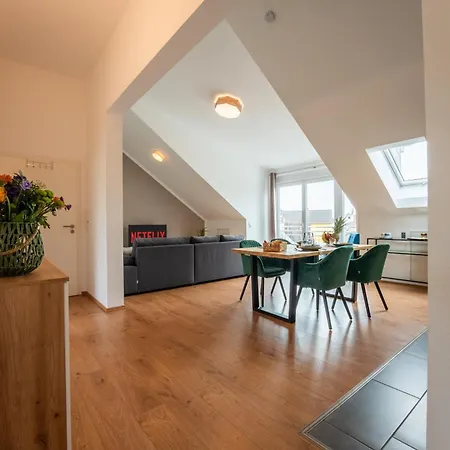 Appartement Schlossberg Residences - Design City-apartment Naehe Sap Und Hockenheimring